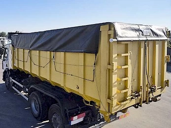 Back view of Cover-Truck tarpaulin system